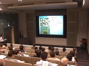環境保健センター・県立図書館連携講座「東日本大震災から学ぶ～環境面からの対　応を考える～」を開催