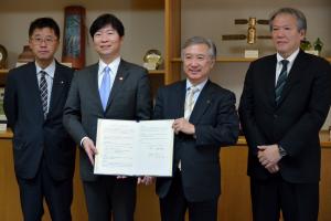 関西学院大学との就職支援協定締結式３