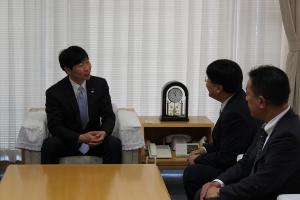 崔大韓航空日本地域本部長表敬訪問