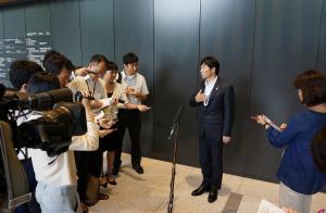 日本創生のための将来世代応援知事同盟による国への提言活動