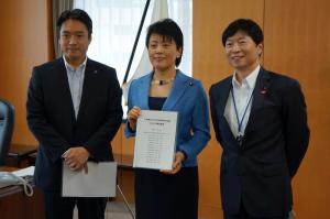 日本創生のための将来世代応援知事同盟による提言活動