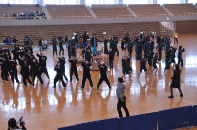 創作ダンス（岡山城東高校・西大寺高校）とマーチング（岡山南高校）のジョイント演技練習