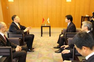 李天然中華人民共和国駐大阪総領事表敬訪問
