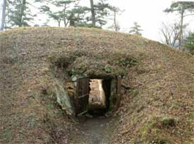 1号墳横穴式石室の入り口