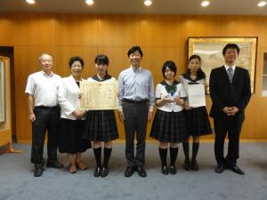 山陽女子高等学校地歴部が知事を表敬訪問 岡山県ホームページ 公聴広報課