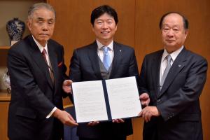 環太平洋大学、岡山県社会福祉協議会との「災害時における被災者支援ボランティアに関する協定」調印式２