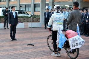 走れ！晴れ男 日本縦断おかやまＰＲ出発式１