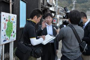 笠岡諸島視察・知事と一緒に生き活きトーク(取材)