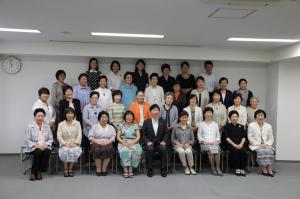 県婦人問題懇話会全員会