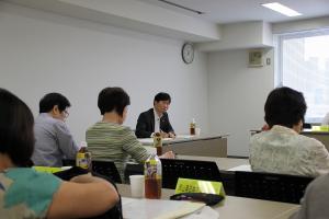 県婦人問題懇話会全員会