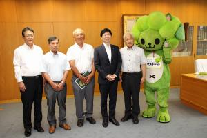 マスカット生産者表敬訪問