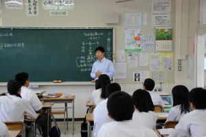 学校視察〔岡山市立竜操中学校〕