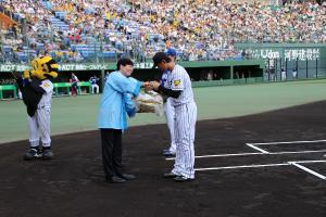 プロ野球公式戦「阪神VS中日」戦セレモニー