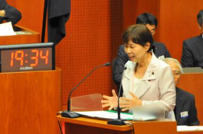 須増伸子議員