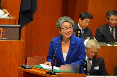 氏平三穂子議員