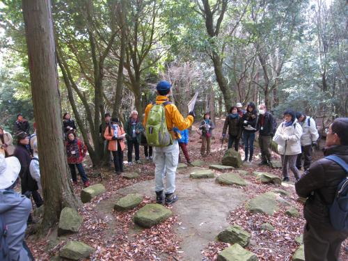 山城の遺構めぐり