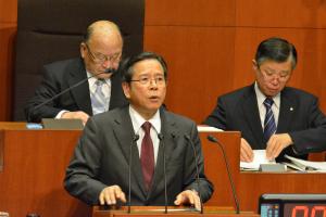 予算総括協議会　高橋英士議員写真