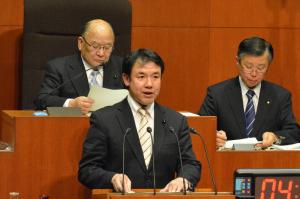 予算総括協議会　森脇久紀議員写真