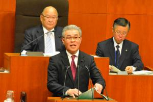 地域経済活性化対策特別委員会　山本雅彦委員長