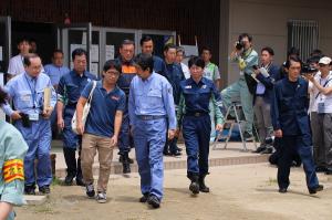 平成30年7月豪雨による災害に係る総理視察〔倉敷市避難所視察〕