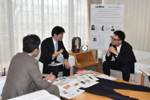 「HASHIWATASHIプロジェクト」が知事を表敬訪問した際の写真