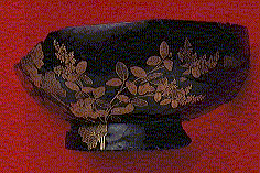 岡山城二の丸から出土の蒔絵鉢（中国電力内山下変電所建設事業に伴う埋蔵文化財調査委員会提供）