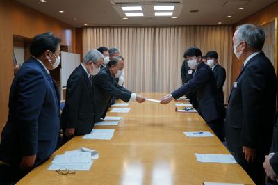 スポーツ振興議員連盟