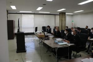 ▲同時双方向型遠隔会議の様子－１