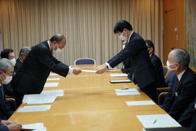 岡山県スポーツ振興議員連盟知事への要望