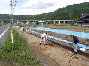 西側調査区の調査風景