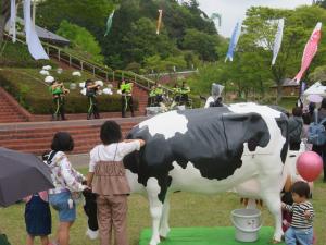 県産牛乳消費拡大ＰＲその3