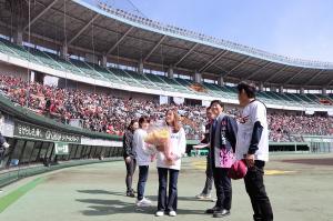 プロ野球オープン戦「楽天VS広島」〔試合前セレモニー〕