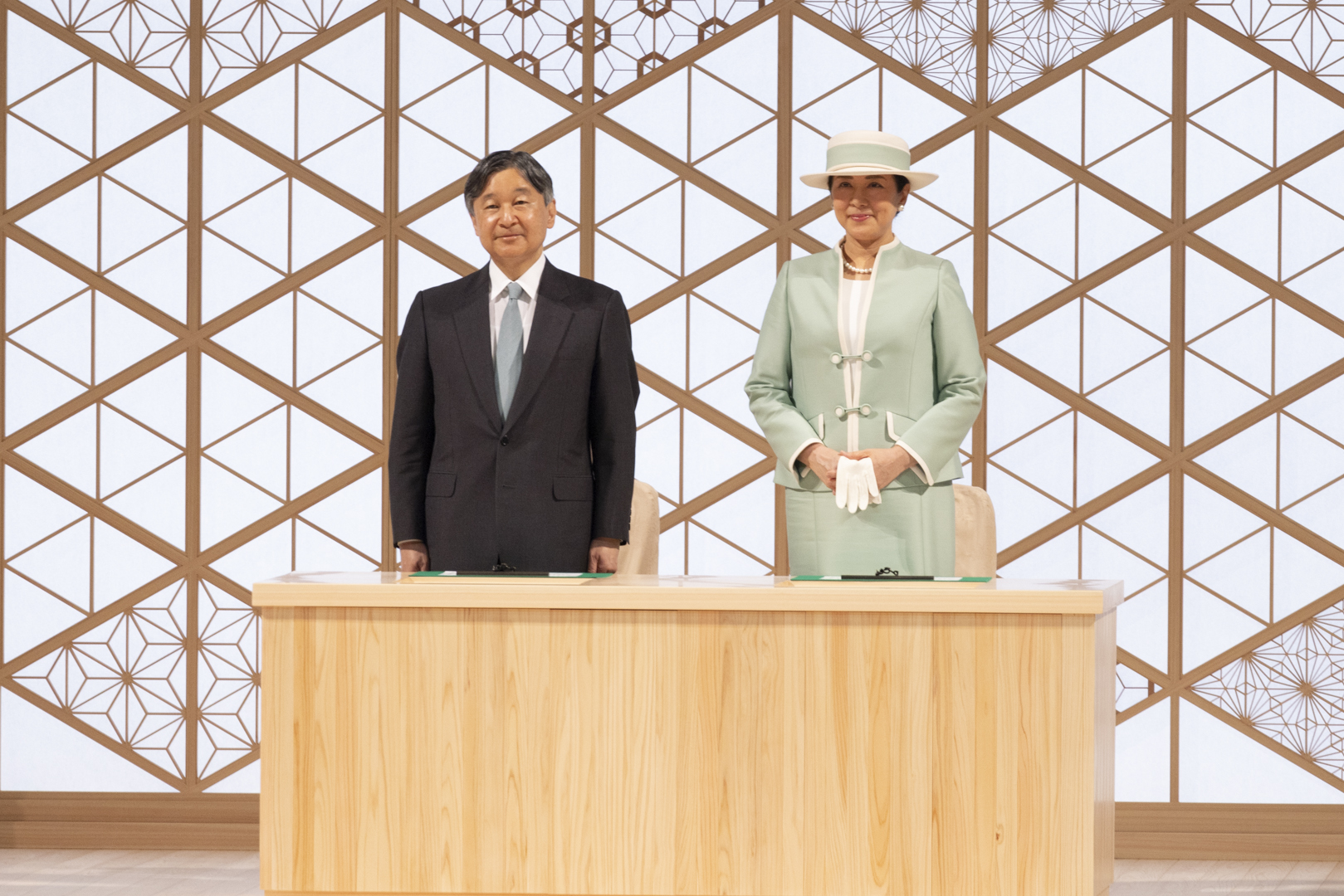 両陛下御臨席の様子