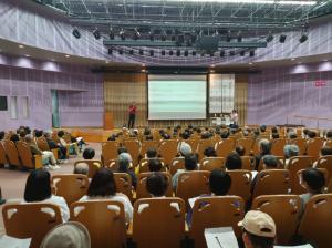 講演会、映画上映会