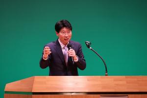 ひざの健康推進シンポジウム