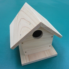 木工体験「鳥の巣」貯金箱