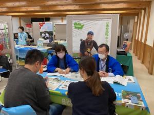 勝英ブースでの就農相談