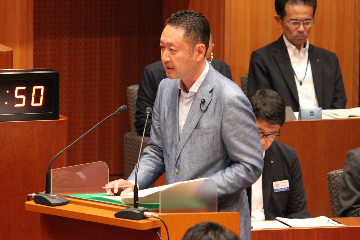 鳥井議員