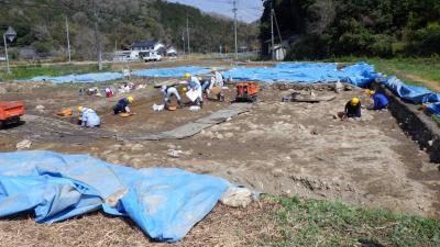 福田湯田遺跡＿発掘作業の様子