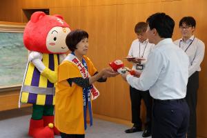 全国一斉複十字シール運動表敬訪問