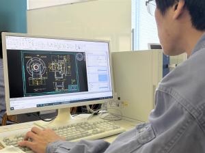 製図基本実習（２次元CAD作業）