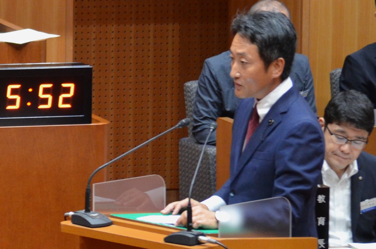 本山紘司議員