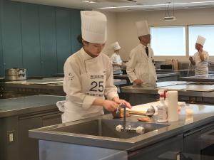 西洋料理　高塚選手