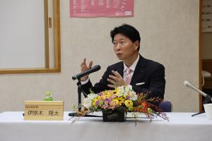 岡山・鳥取両県知事会議