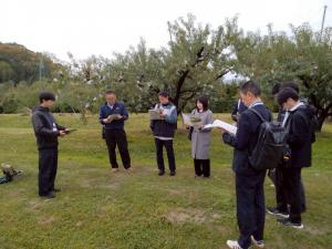 視察の様子を撮影した写真です