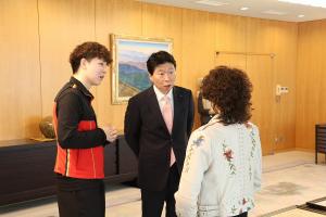 全国理容競技大会優勝者 表敬訪問