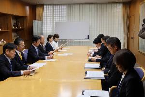 県スポーツ振興議員連盟からの要望