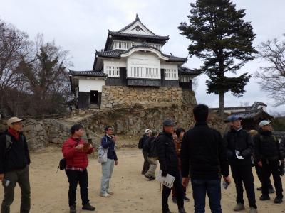 小松山城跡天守説明の様子