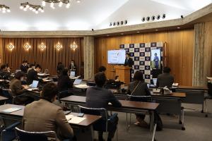 定例記者会見