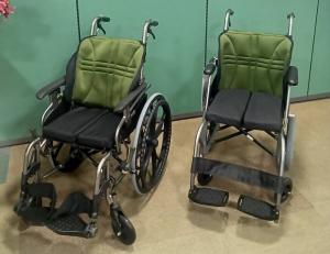 最新タイプの車椅子　グラフィット